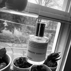 Lovely Amber of vanilla sent. I really can’t read what the tag says. Sorry.